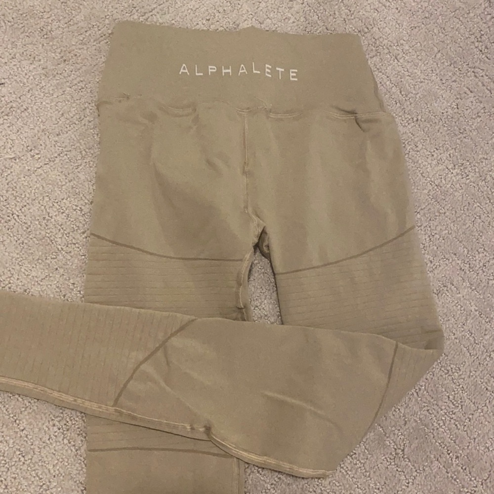 Alphalete Leggings